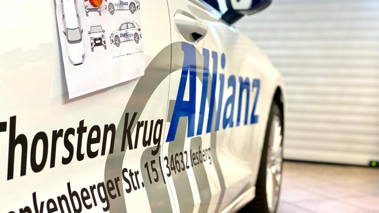 Fahrzeugbeschriftungen-für-Firmenfahrzeuge-jeglicher-art