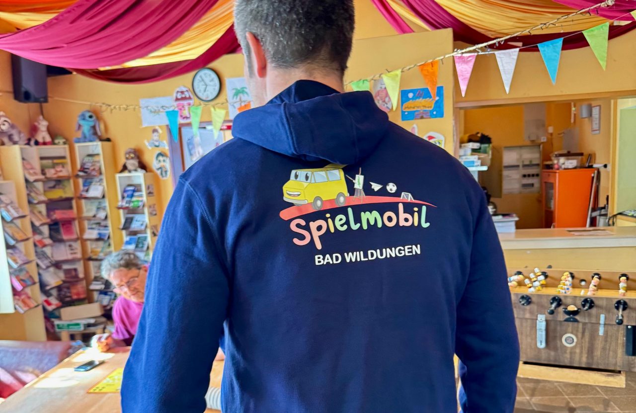 Spielmobil bad wildungen hoodies