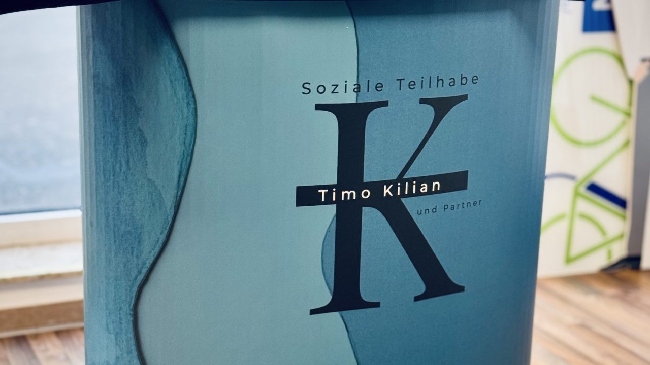 Timo-kilian-mobile-promotionstände-lean-mitch-bad-wildungen-leicht-und-mobil